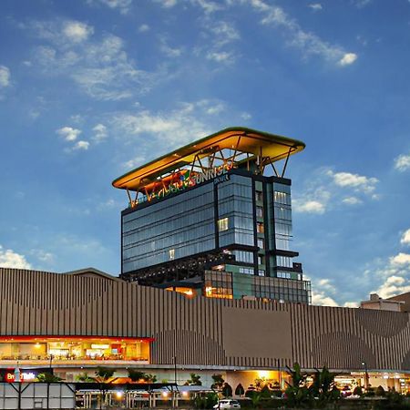 Hotel Ayola Sunrise Mojokerto Exteriér fotografie